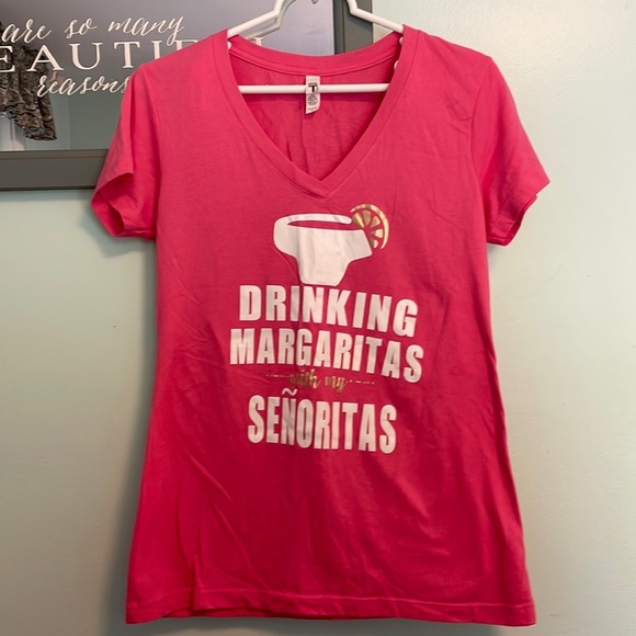🌼 Ideal T pink tee shirt Drinking Margaritas size L - Picture 8 of 8